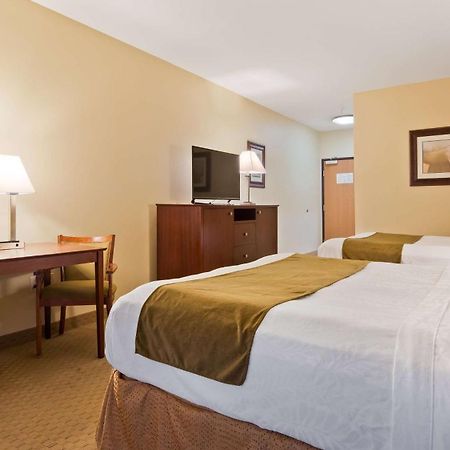 Best Western Plus Montezuma Inn And Suites Лас Вегас Екстериор снимка