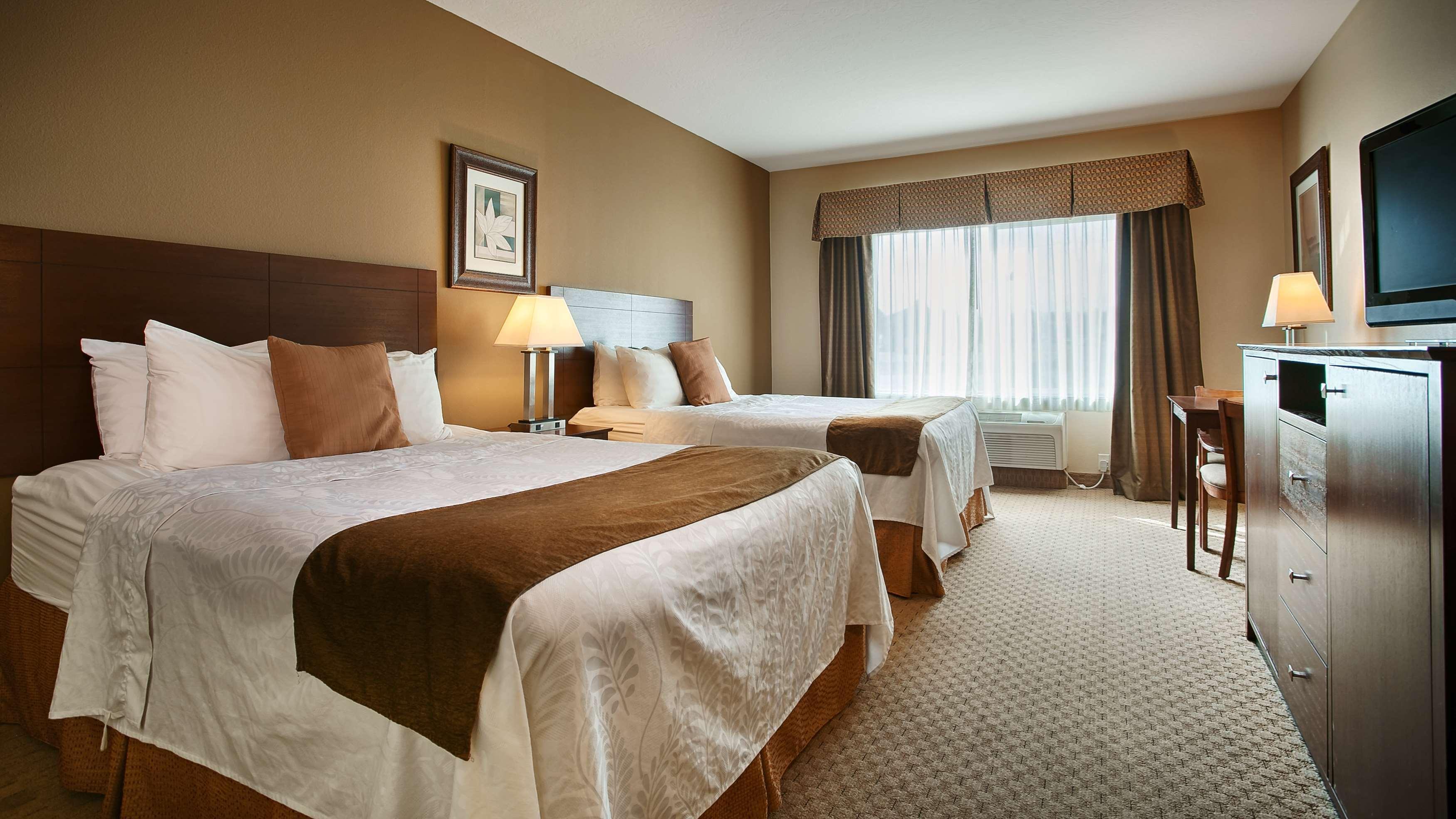 Best Western Plus Montezuma Inn And Suites Лас Вегас Екстериор снимка
